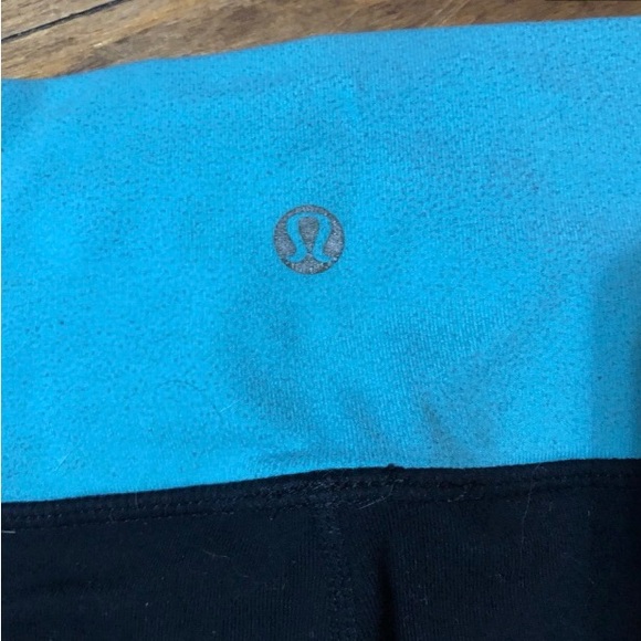 Lululemon Shorts (Ladies) - Picture 5 of 5